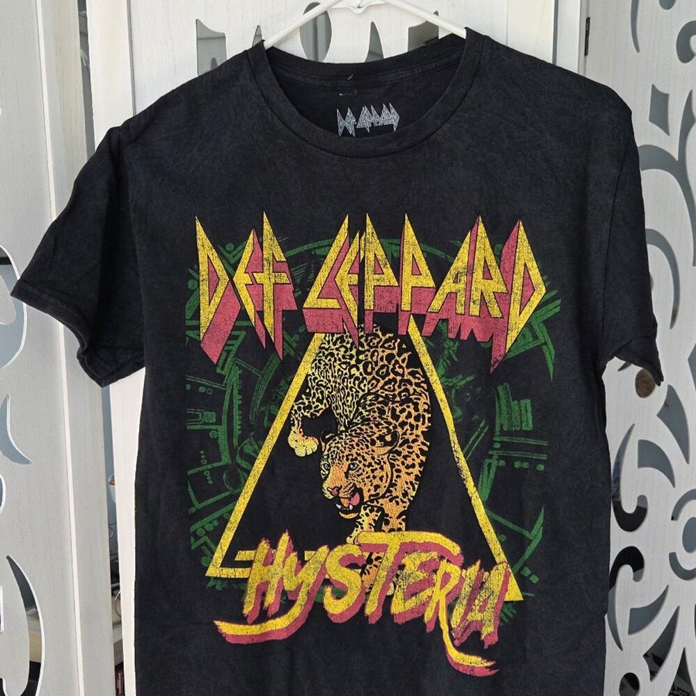 Def Leppard Hysteria Tour 1988 Graphic T-Shirt Acid Wash Size S NWOT Double Side